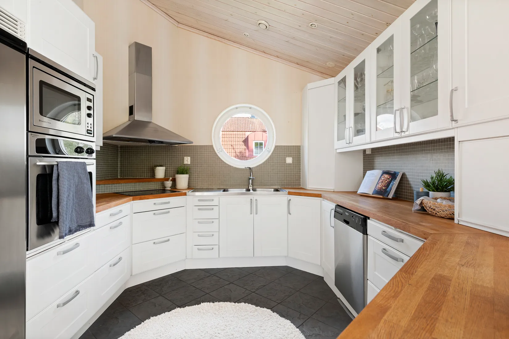 Villa, Kyrkvägen 38, Täby Kyrkby, Täby