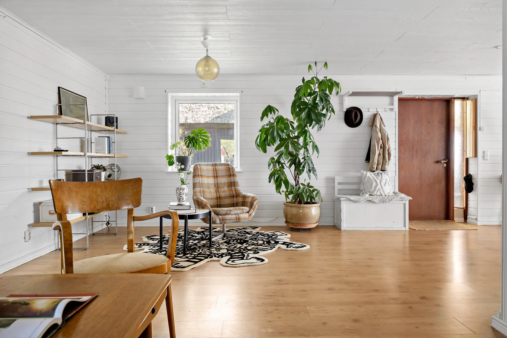 Villa, Lyngen Strandlyckan 204, Lyngen, Falkenberg