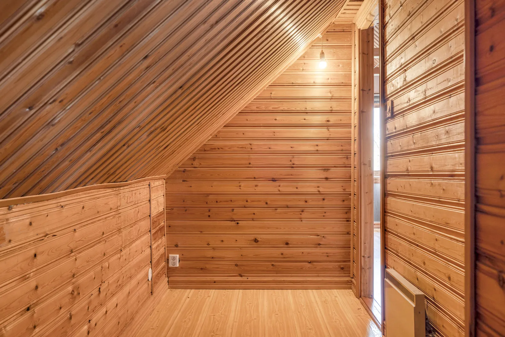 Villa, Gård/Skog, Göstorpsvägen 124, Göstorp, Laholm