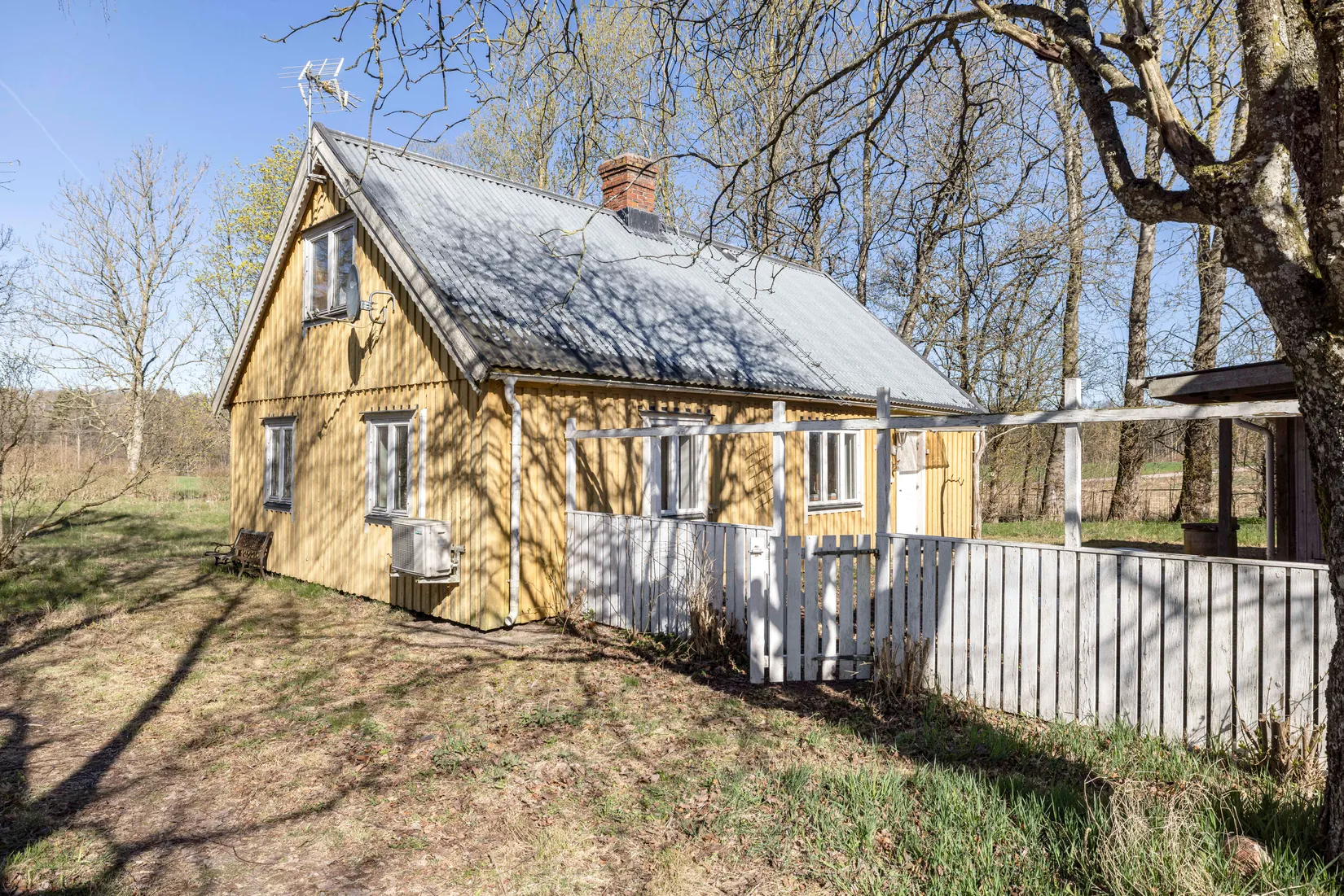 Villa, Gård/Skog, Göstorpsvägen 124, Göstorp, Laholm