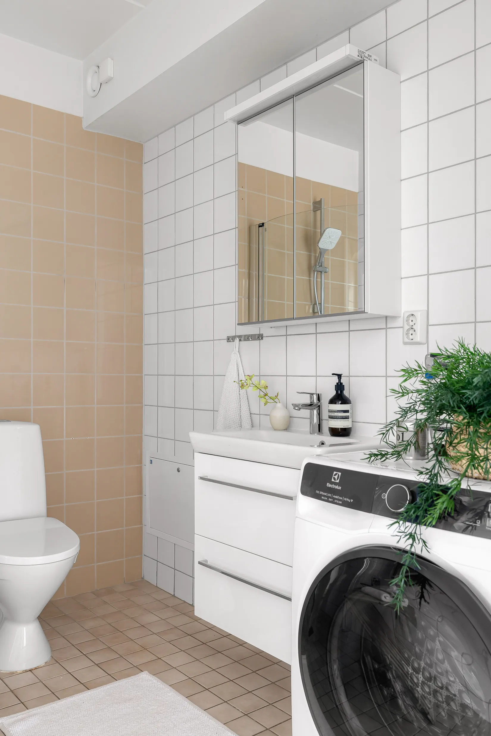 Bostadsrätt, Furuhällsvägen 4, 4 tr, Kungsängen centrum, Upplands-Bro