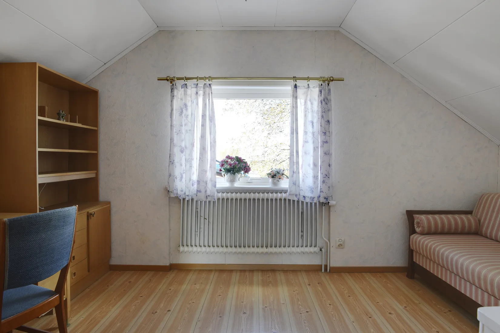 Villa, Hallagårdsgatan 8, Slutarp, Falköping