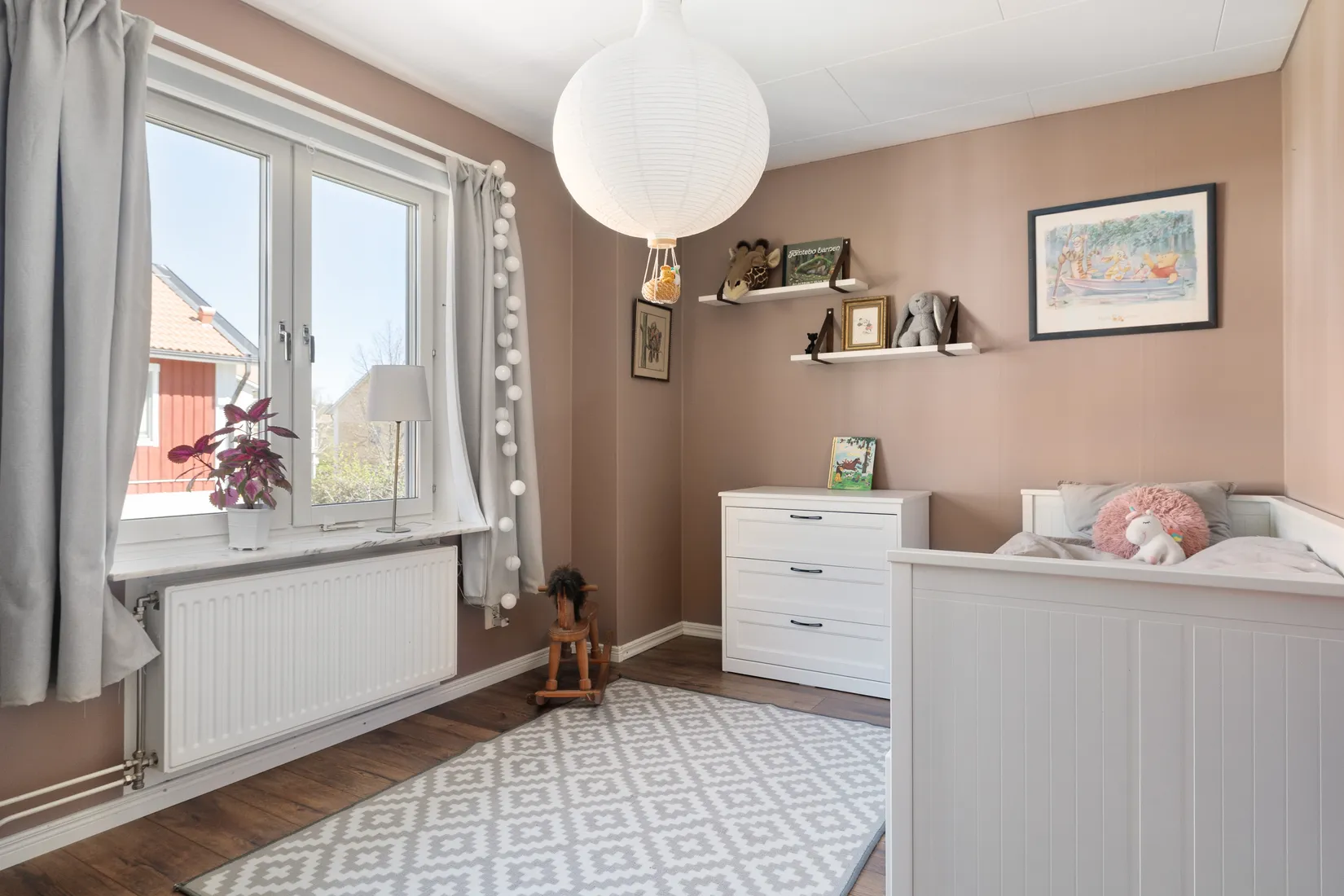 Radhus, Nyponvägen 12, Sigtuna - Pilsbo, Sigtuna