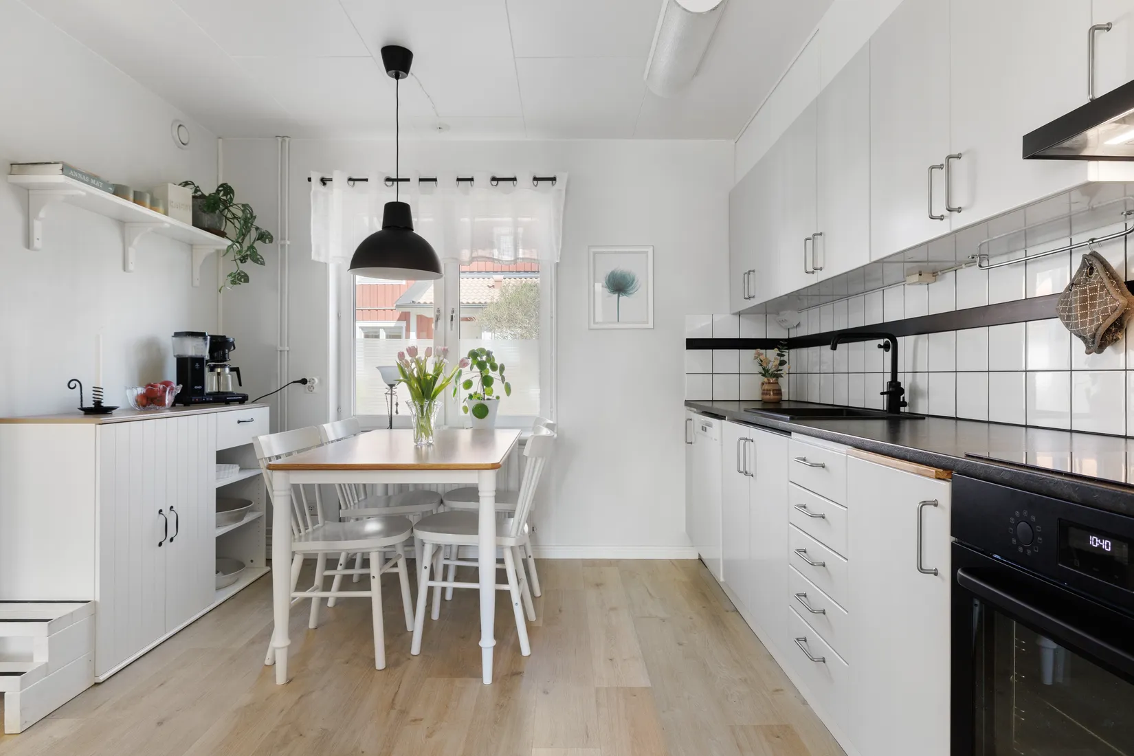 Radhus, Nyponvägen 12, Sigtuna - Pilsbo, Sigtuna