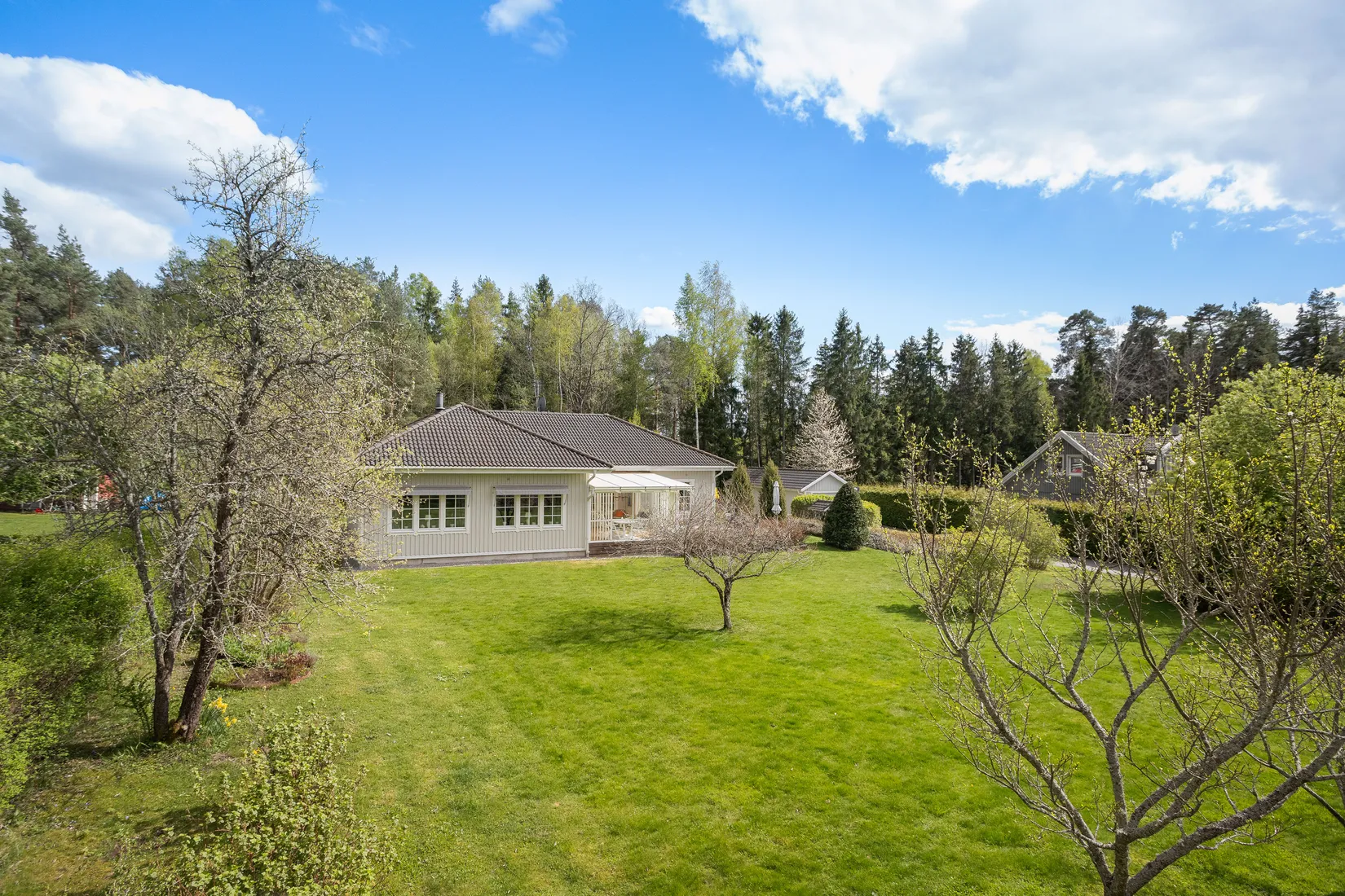 Villa, Husbyvägen 30, Bro, Upplands-Bro