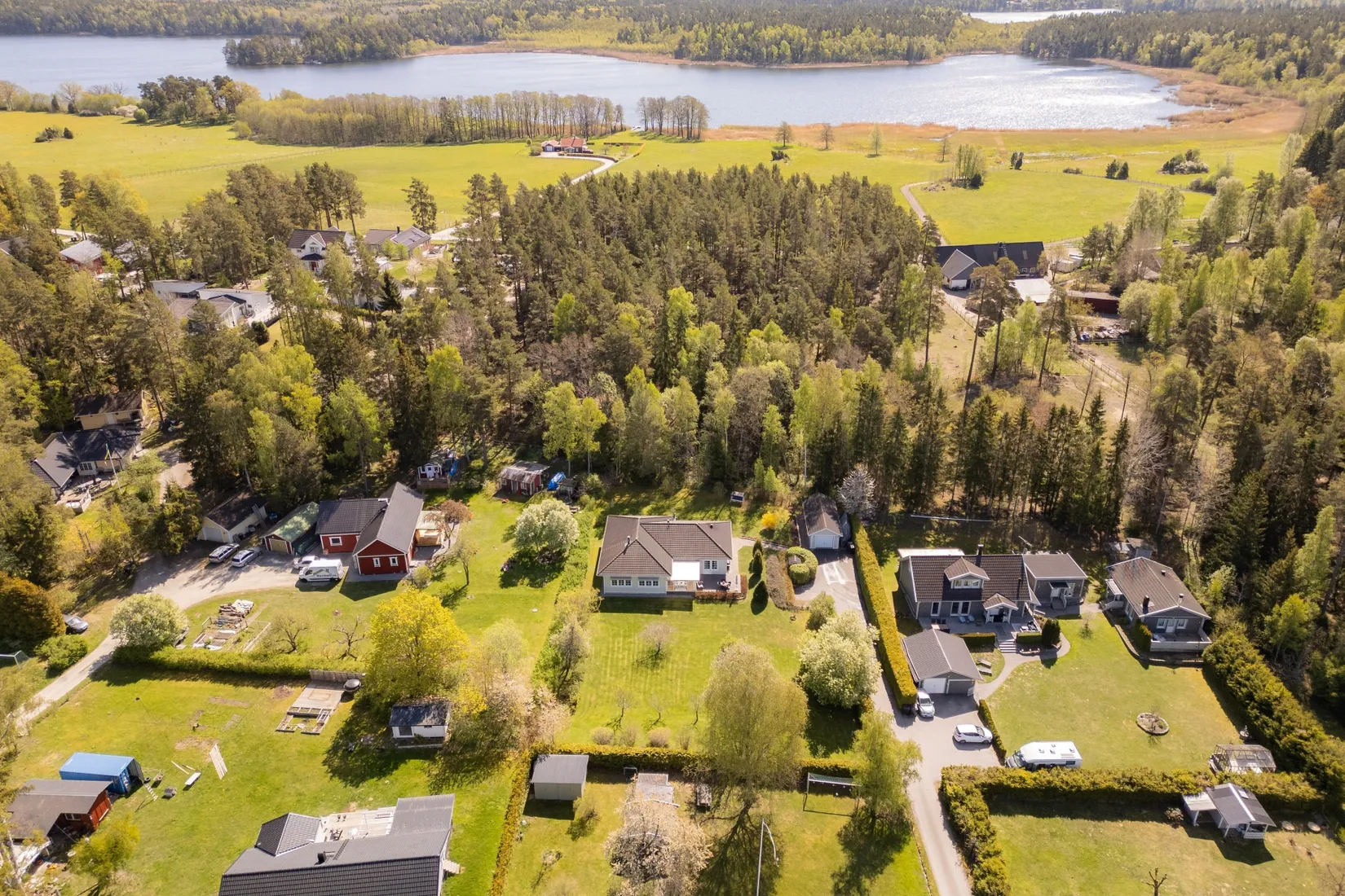 Villa, Husbyvägen 30, Bro, Upplands-Bro