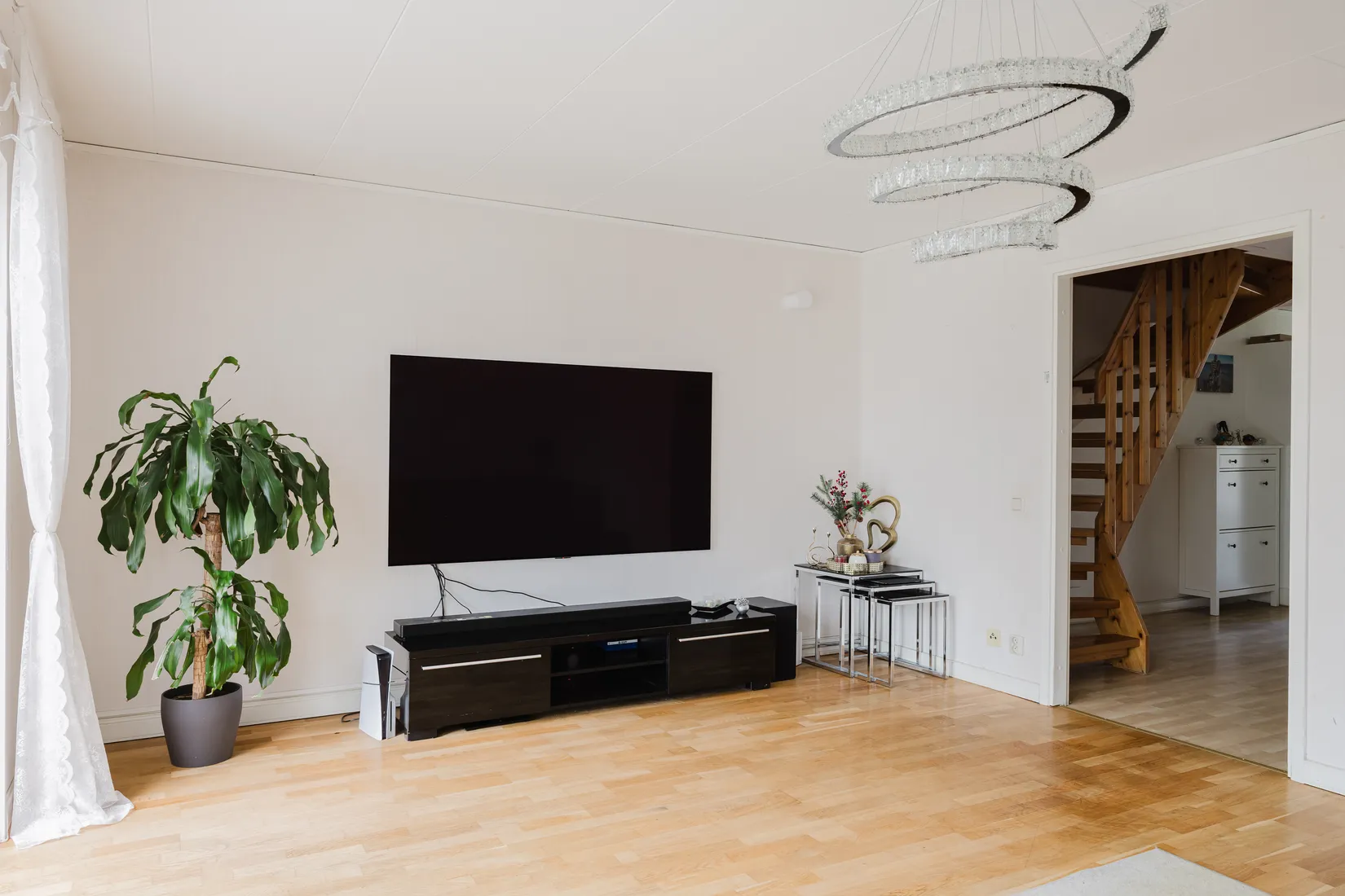 Bostadsrätt, Radhus, Mosshagestigen 193, Salem