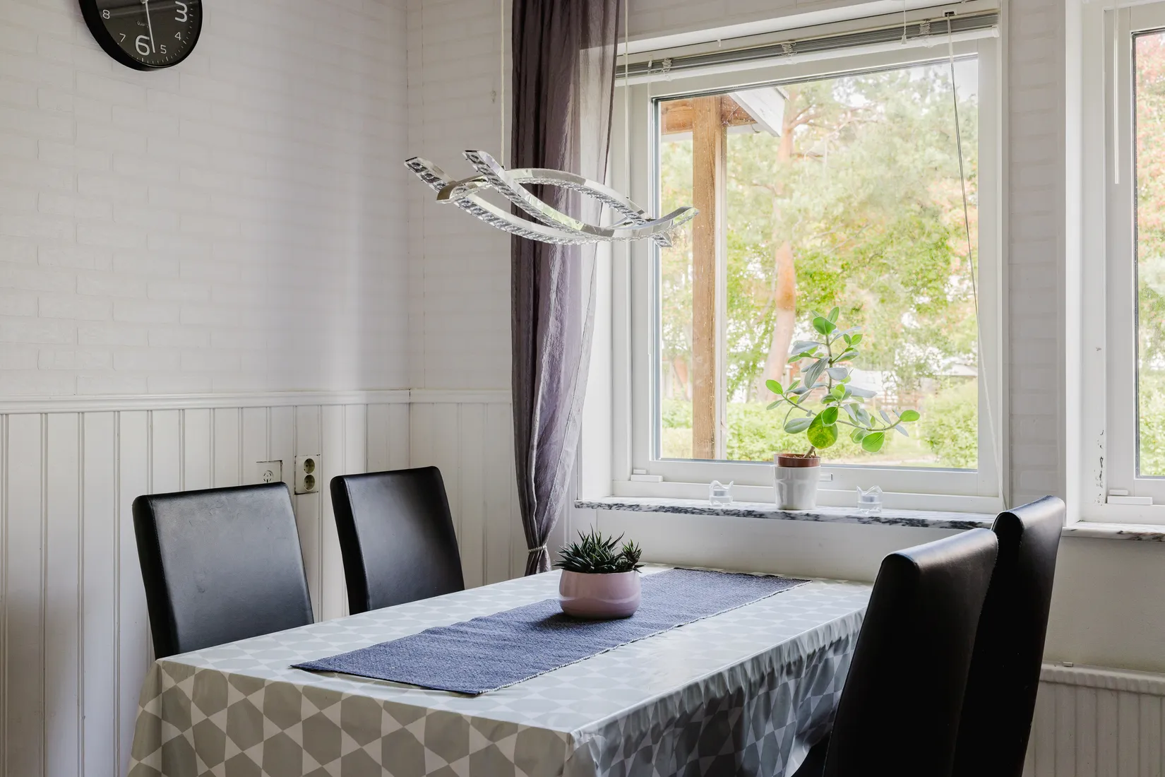 Bostadsrätt, Radhus, Mosshagestigen 193, Salem