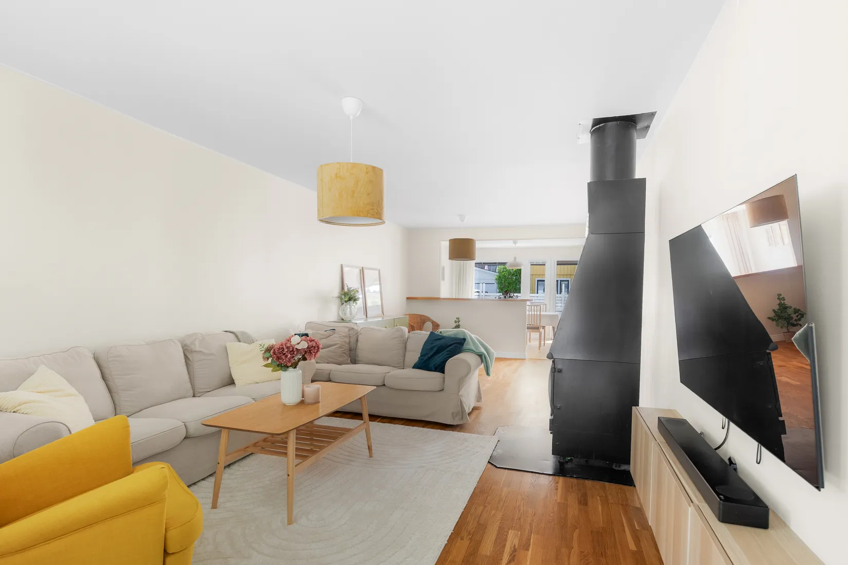 Villa, Radhus, Flanellvägen 6, Brunna, Upplands-Bro