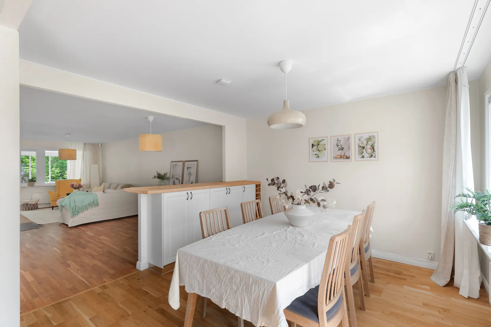 Villa, Radhus, Flanellvägen 6, Brunna, Upplands-Bro