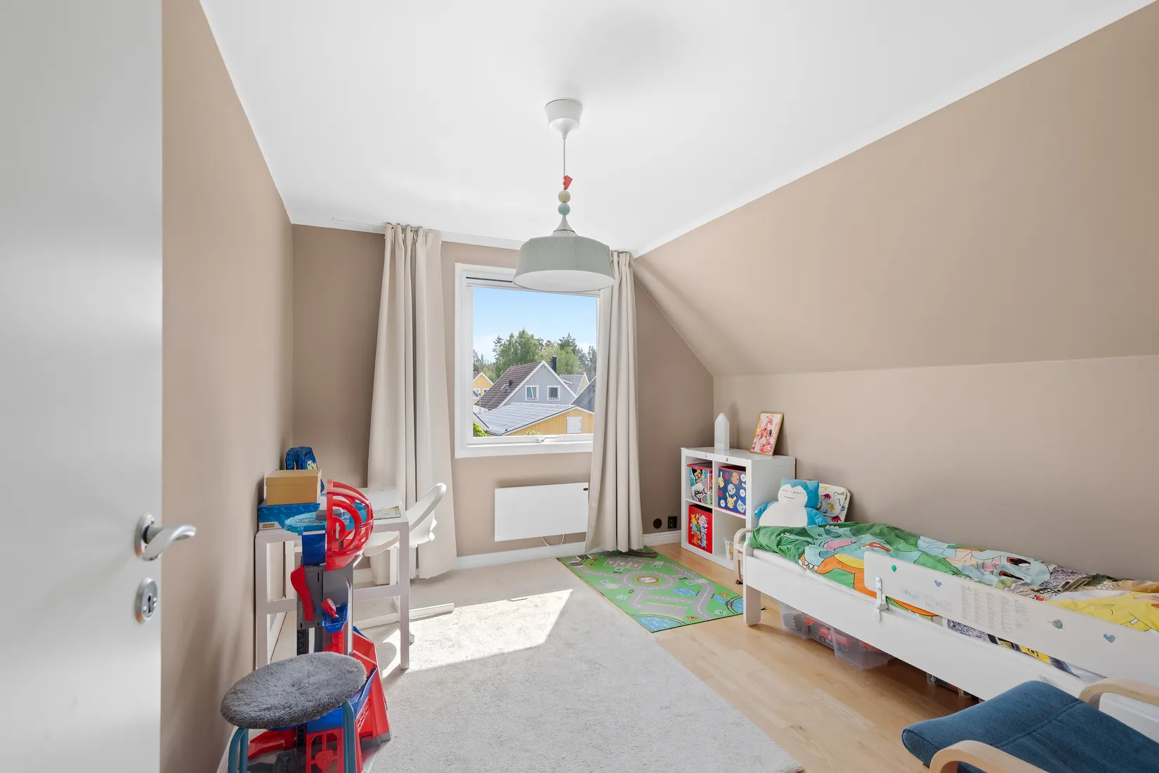 Villa, Radhus, Flanellvägen 6, Brunna, Upplands-Bro