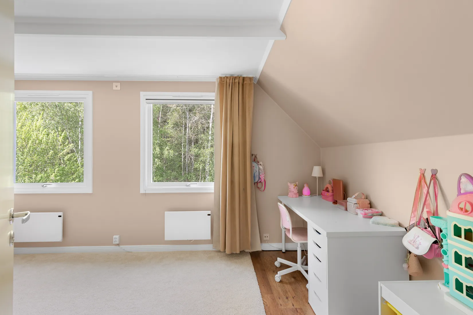 Villa, Radhus, Flanellvägen 6, Brunna, Upplands-Bro