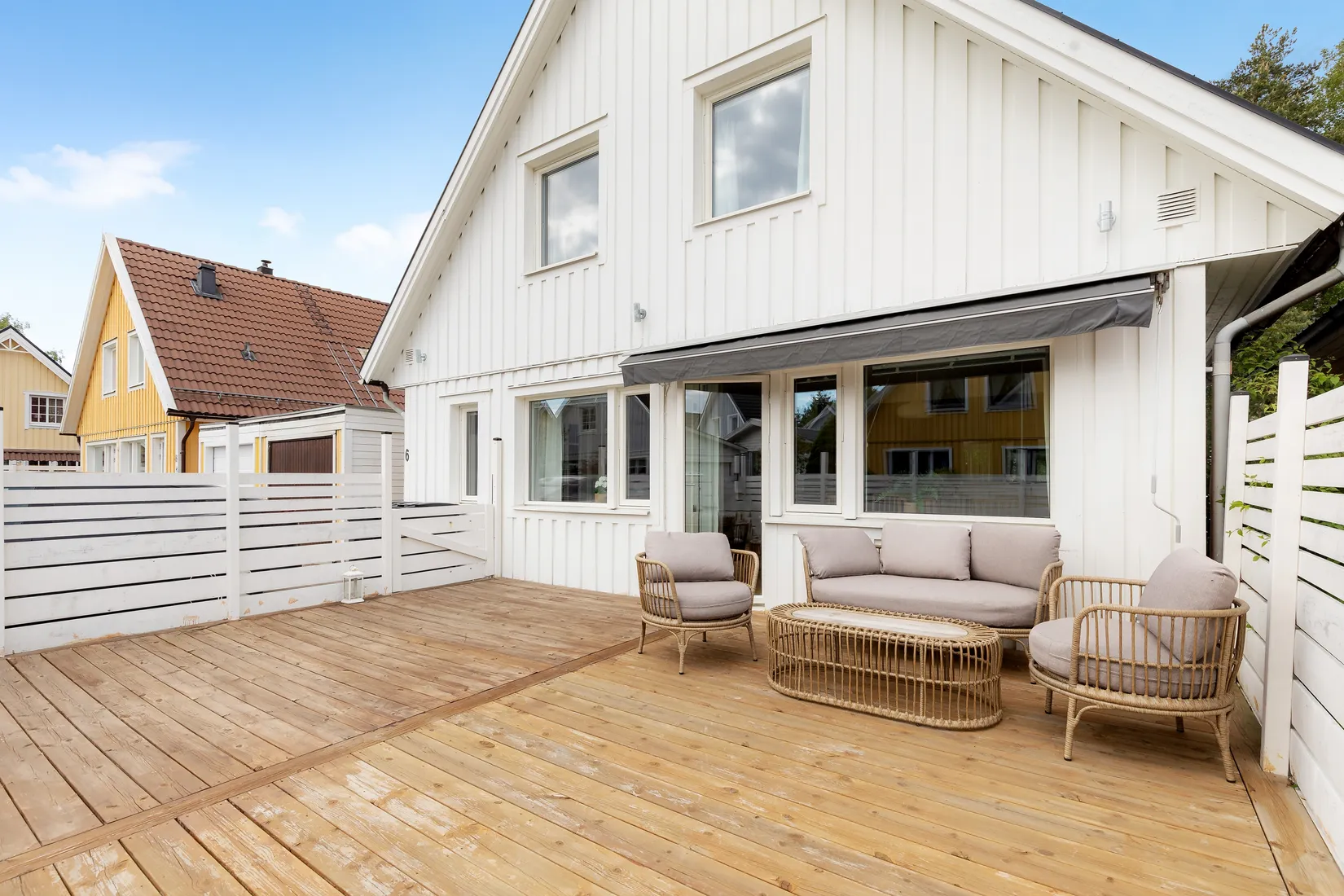 Villa, Radhus, Flanellvägen 6, Brunna, Upplands-Bro