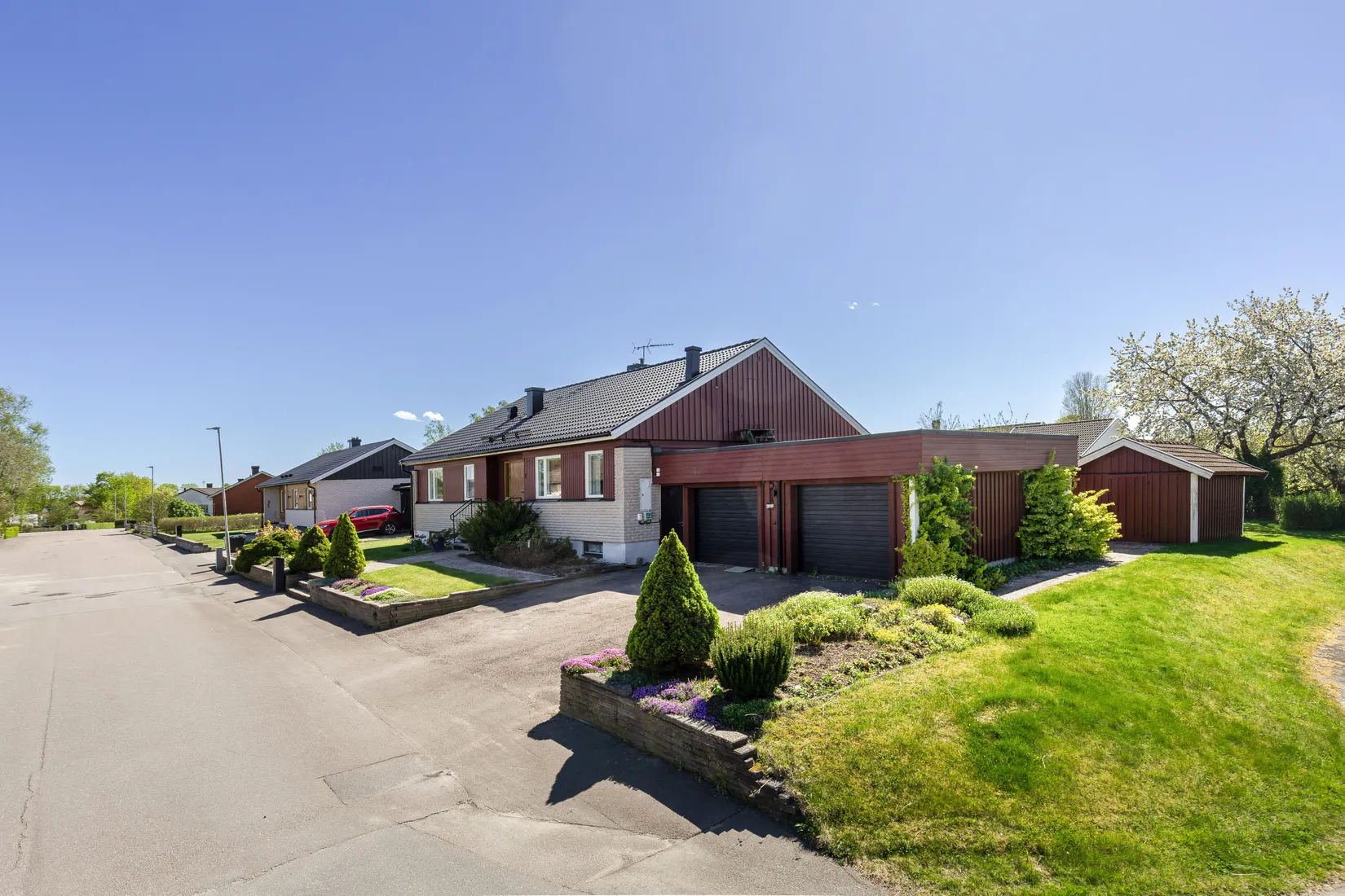 Villa, Backgårdsgatan 1, Vikingstad, Linköping