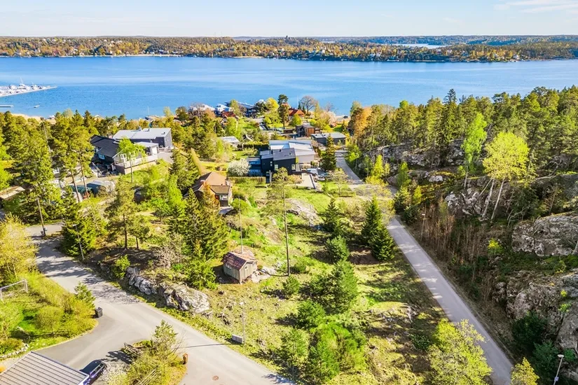 Villa, Smultronbacken 2A, Tyresö