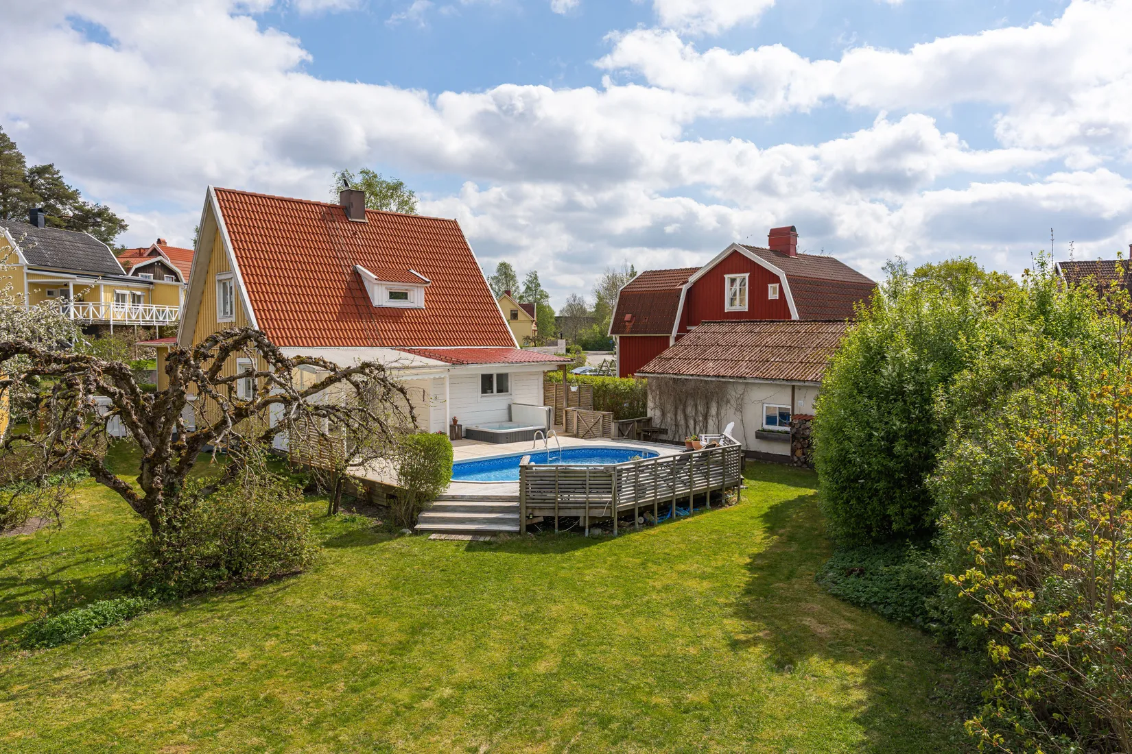 Villa, Riddarbergsgatan 8, Hagaby, Örebro