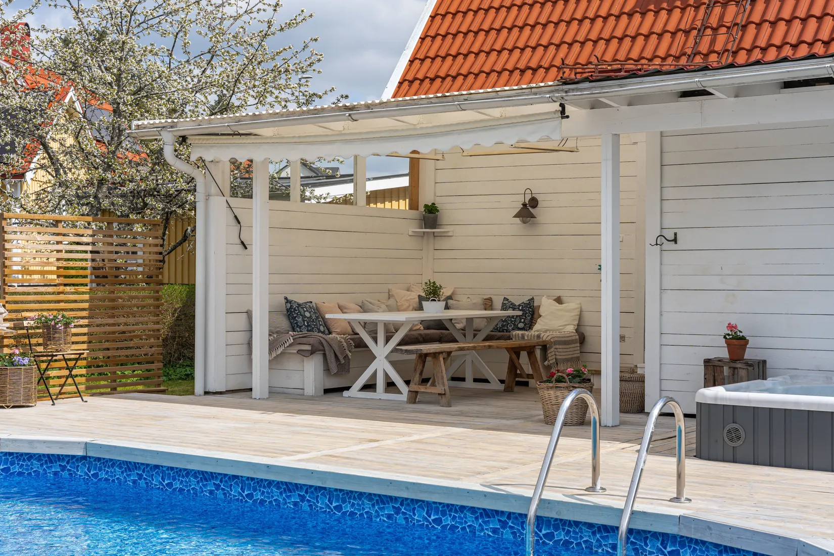 Villa, Riddarbergsgatan 8, Hagaby, Örebro