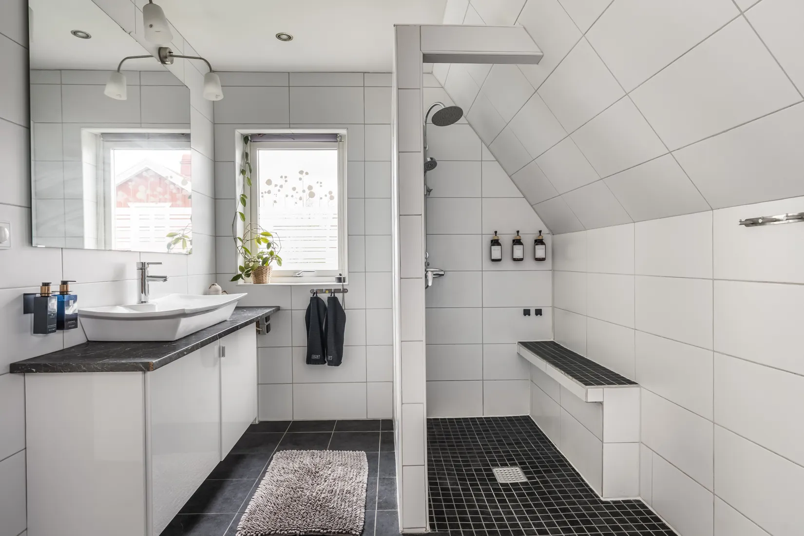 Villa, Riddarbergsgatan 8, Hagaby, Örebro