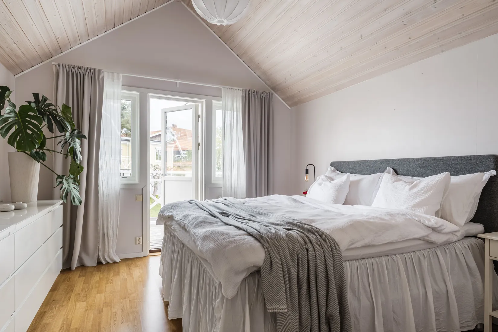 Villa, Riddarbergsgatan 8, Hagaby, Örebro
