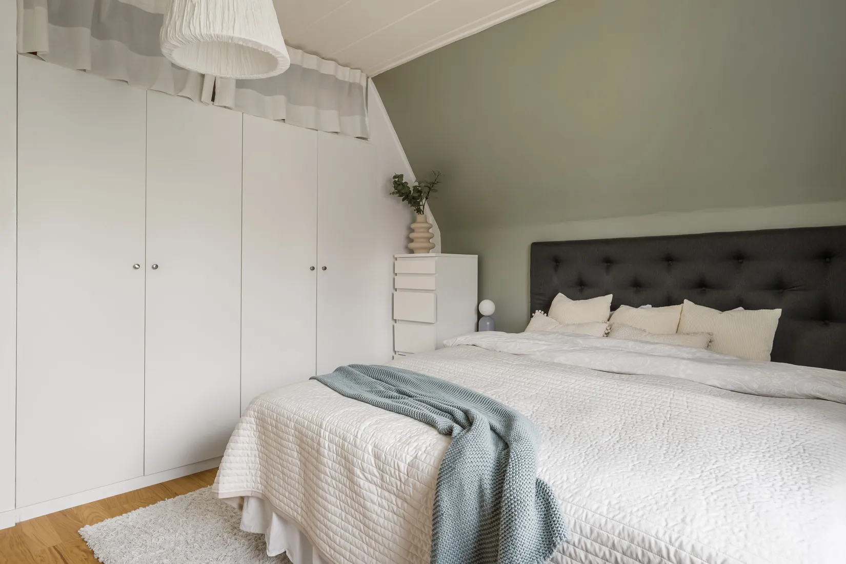 Villa, Riddarbergsgatan 8, Hagaby, Örebro