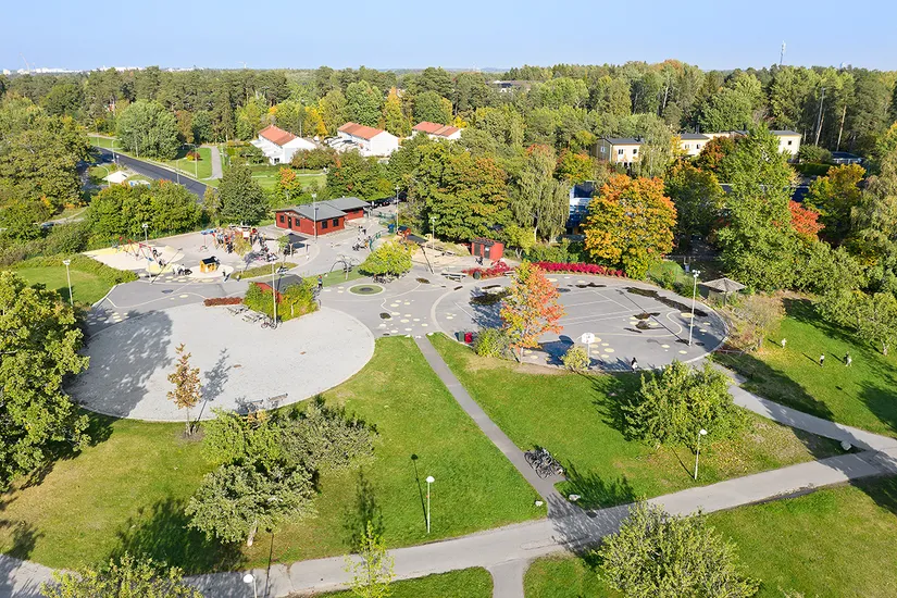 Villa, Radhus, Backlöksvägen 102, Hässelby Norra Villastad, Stockholm