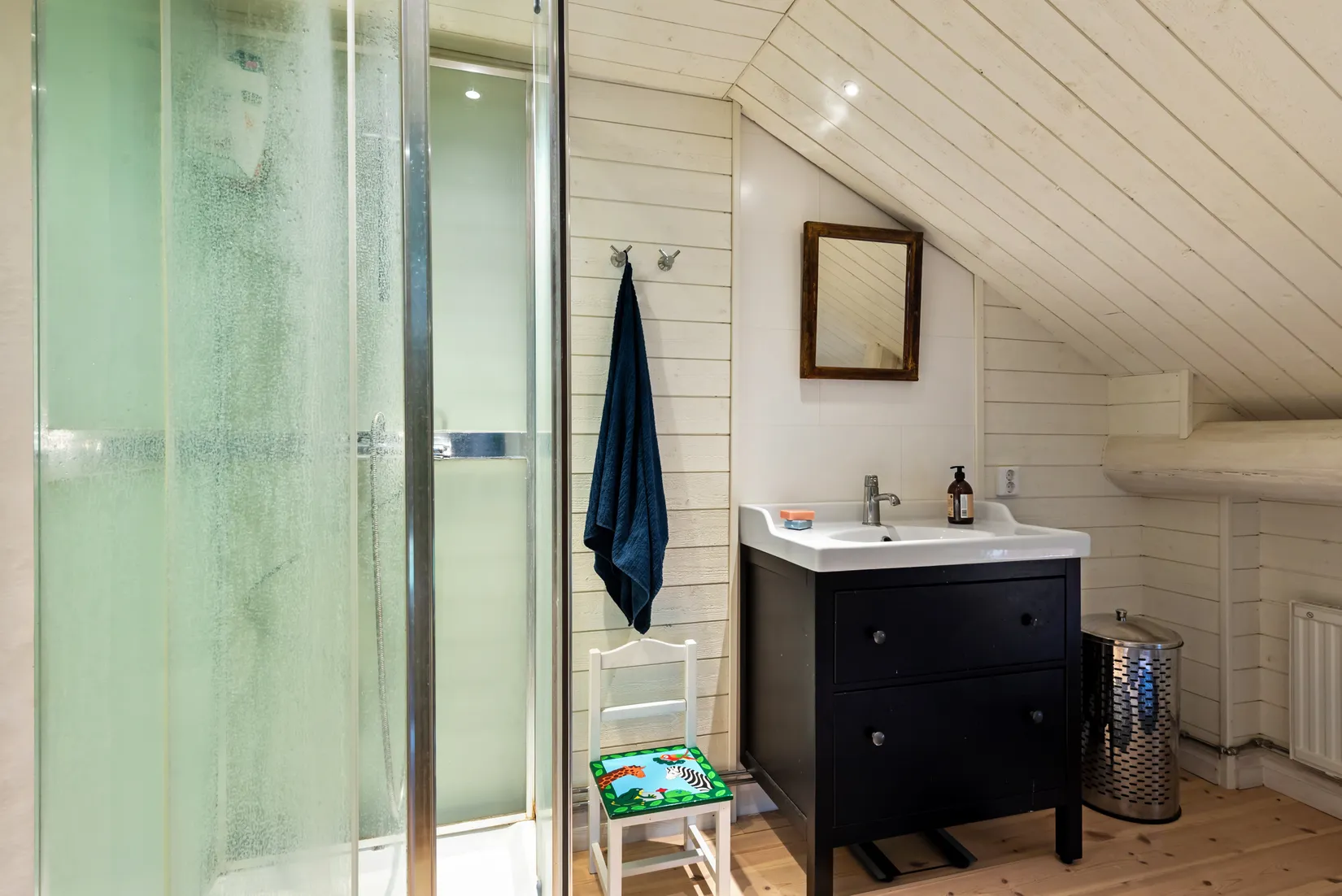 Villa, Södra Vallavägen 30, Edsbro, Norrtälje