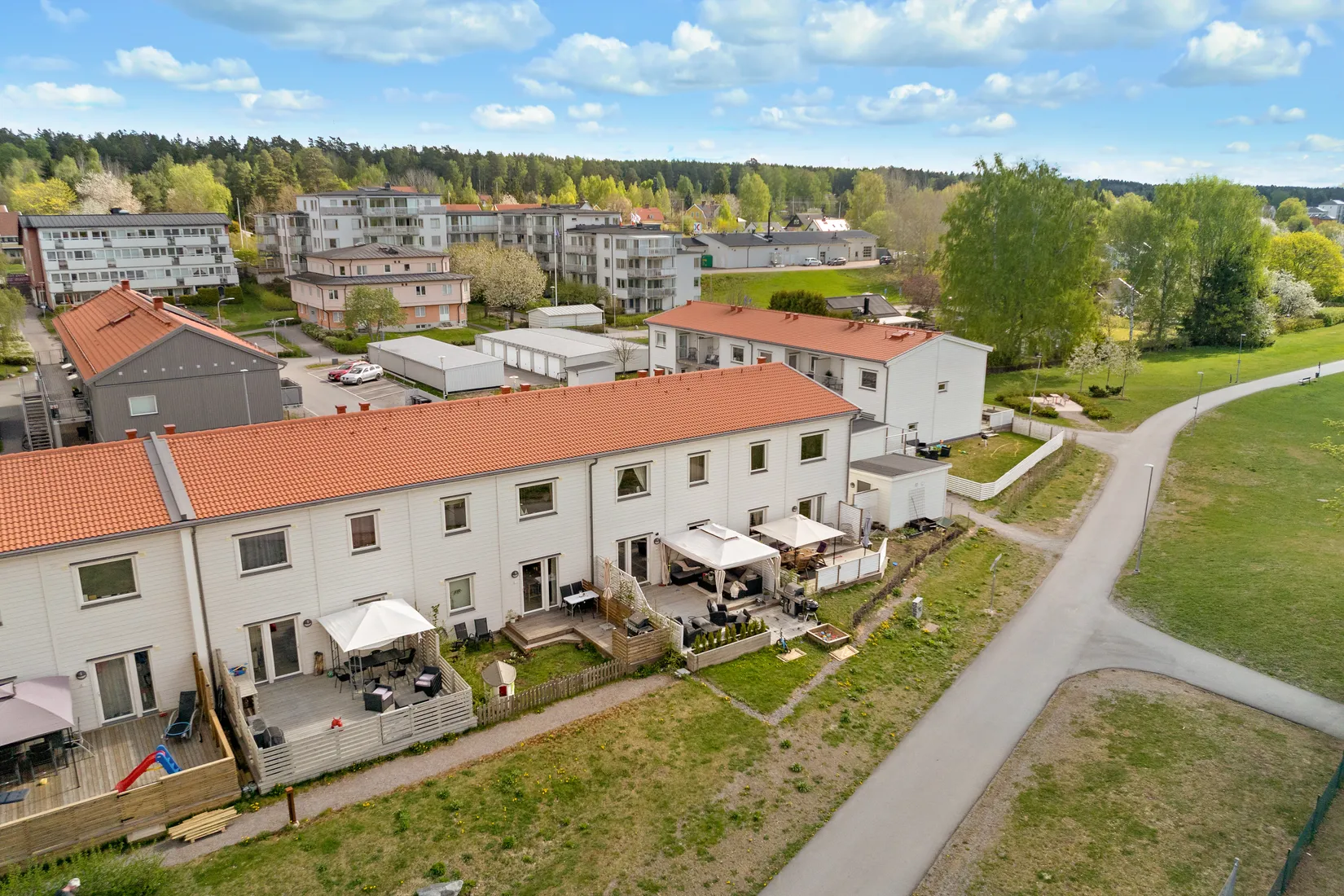 Bostadsrätt, Radhus, Björkvallen 50, Bålsta Västerängen, Håbo