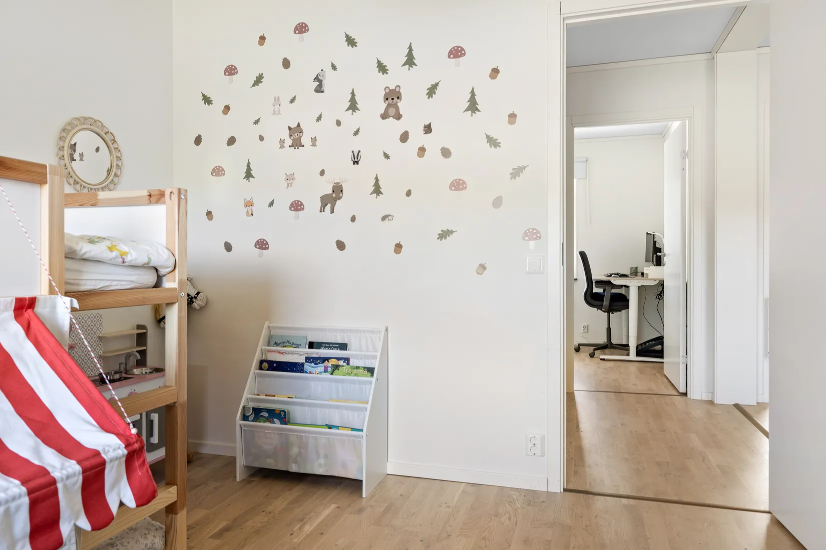 Bostadsrätt, Radhus, Björkvallen 50, Bålsta Västerängen, Håbo