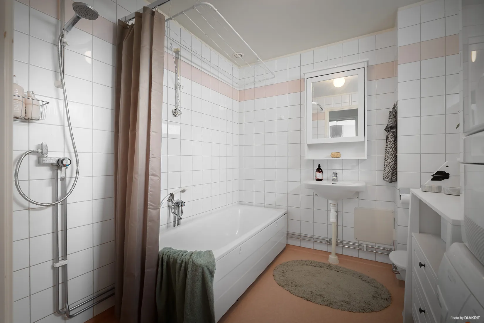 Bostadsrätt, Rotsundagårdsvägen 20A, Rotsunda, Sollentuna