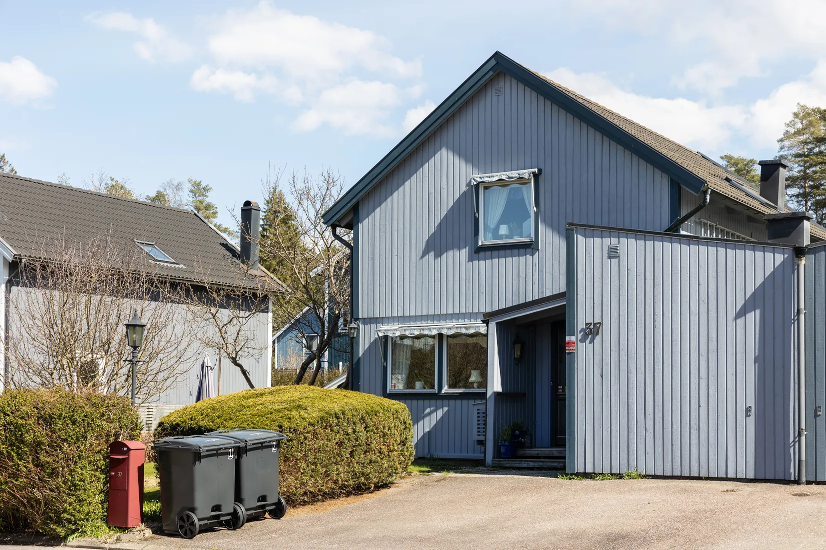 Villa, Radhus, Lövskogsvägen 37, Mölnlycke - Skogen, Härryda