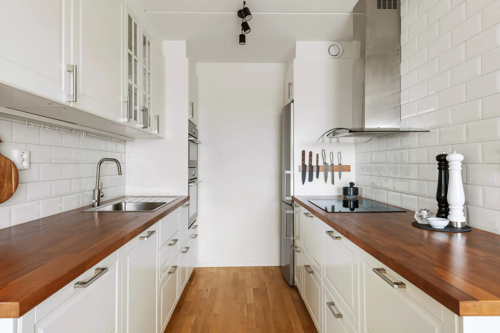 Bostadsrätt, Åkerbyvägen 88, 16 tr, Täby Centrum, Täby