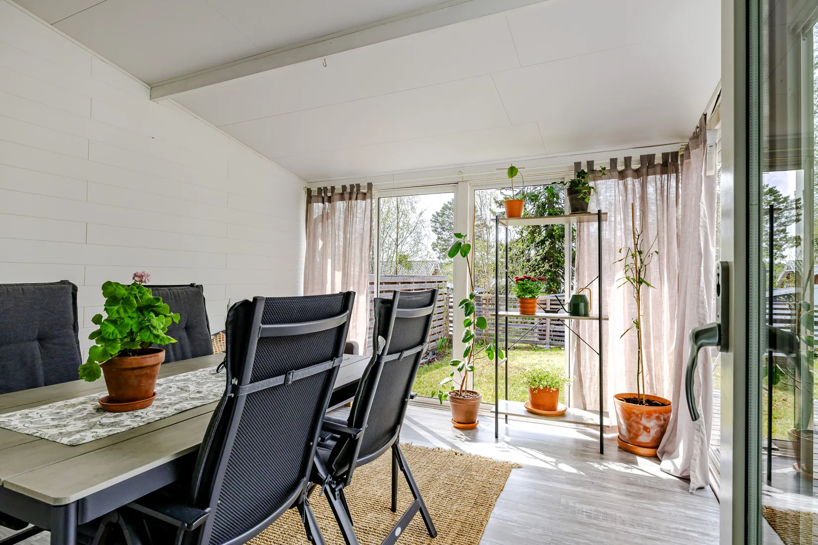 Villa, Radhus, Solhöjden 4, Bondsjöhöjden, Härnösand