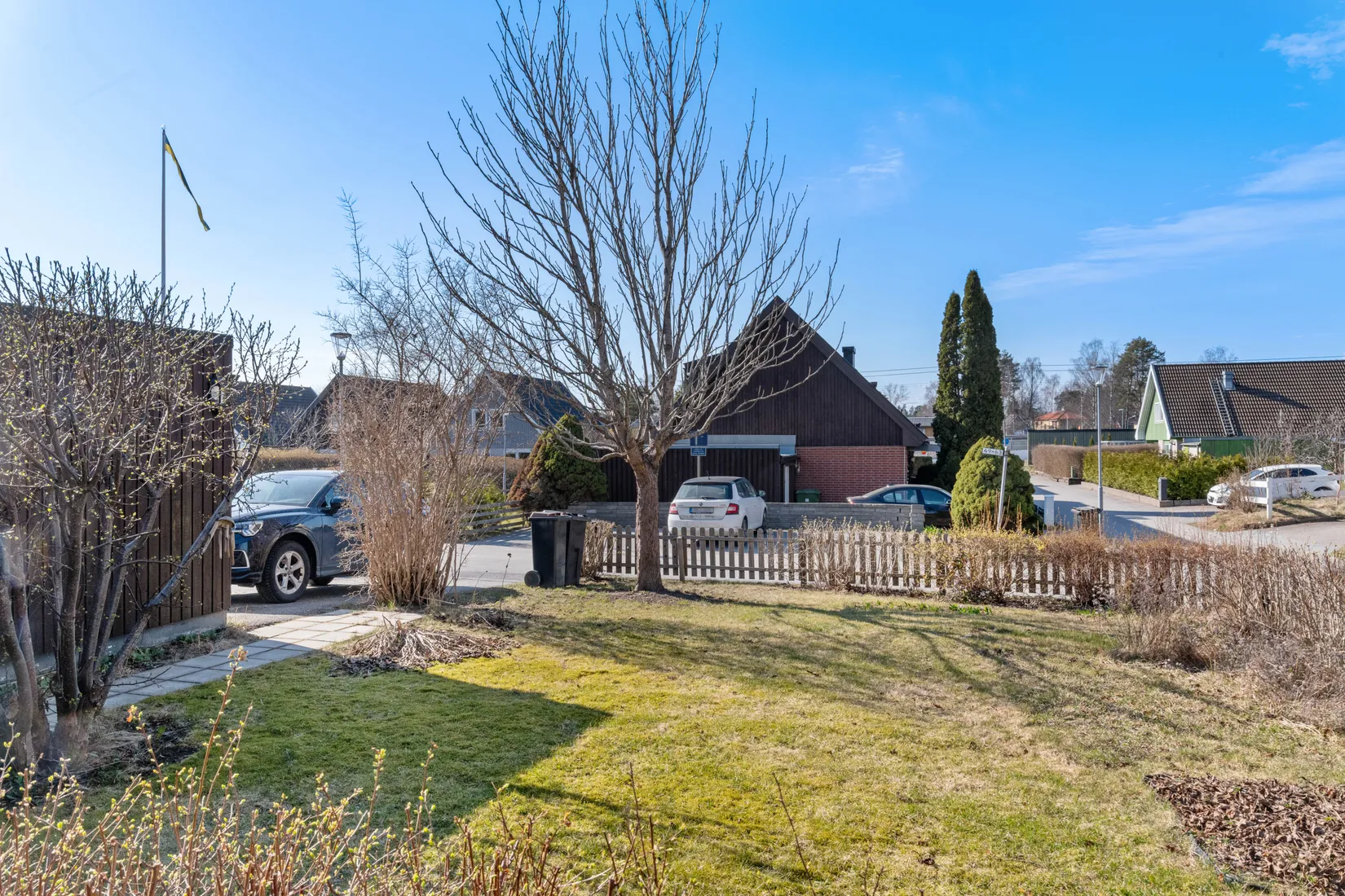 Villa, Radhus, Blendavägen 63, Täby Kyrkby, Täby