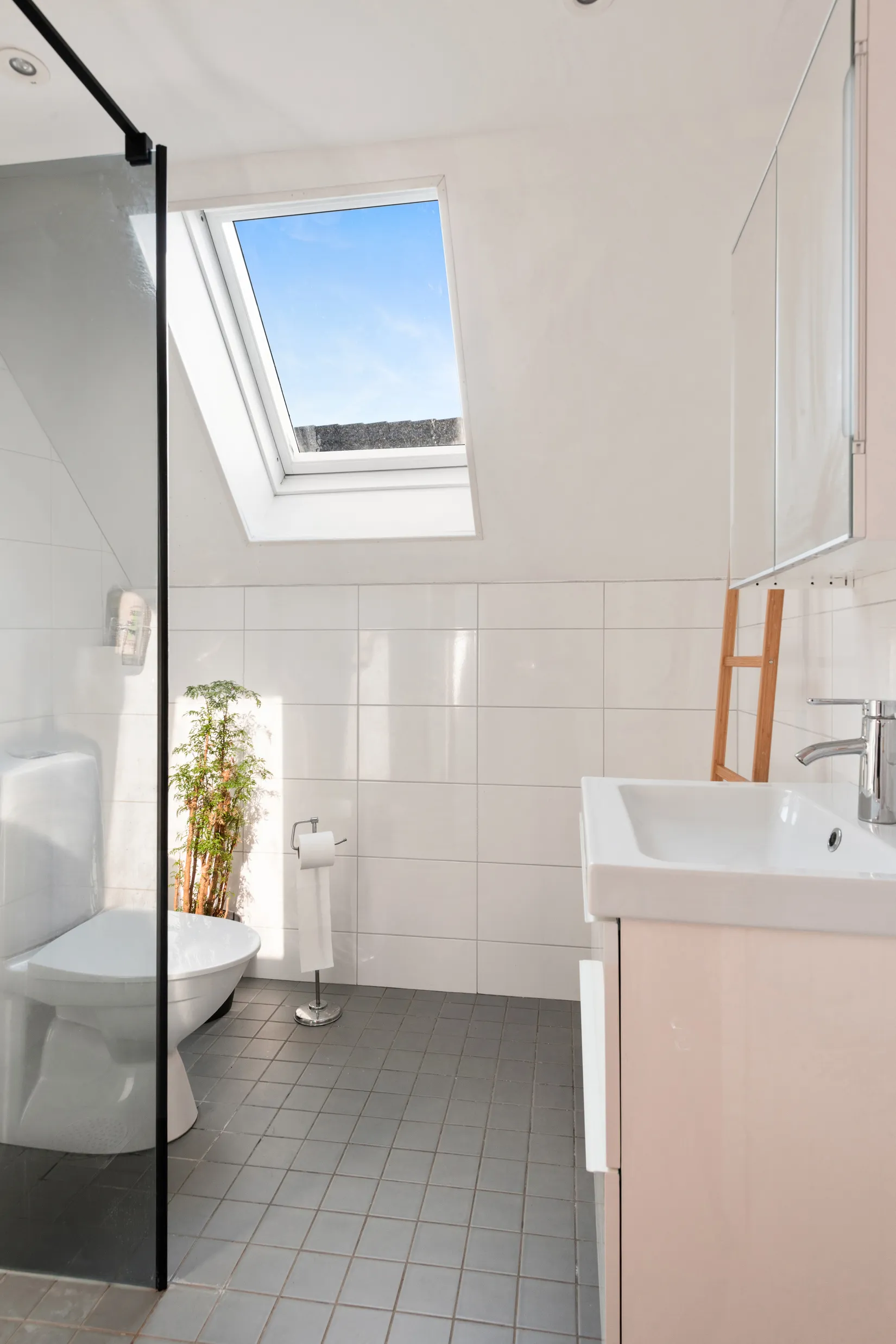 Villa, Radhus, Blendavägen 63, Täby Kyrkby, Täby