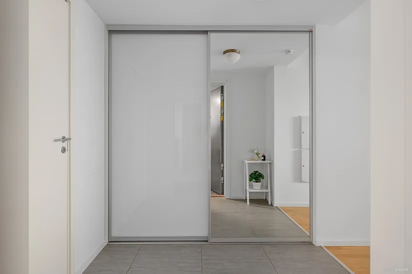 Bostadsrätt, Borgarfjordsgatan 21A, våning 28, Kista, Stockholm