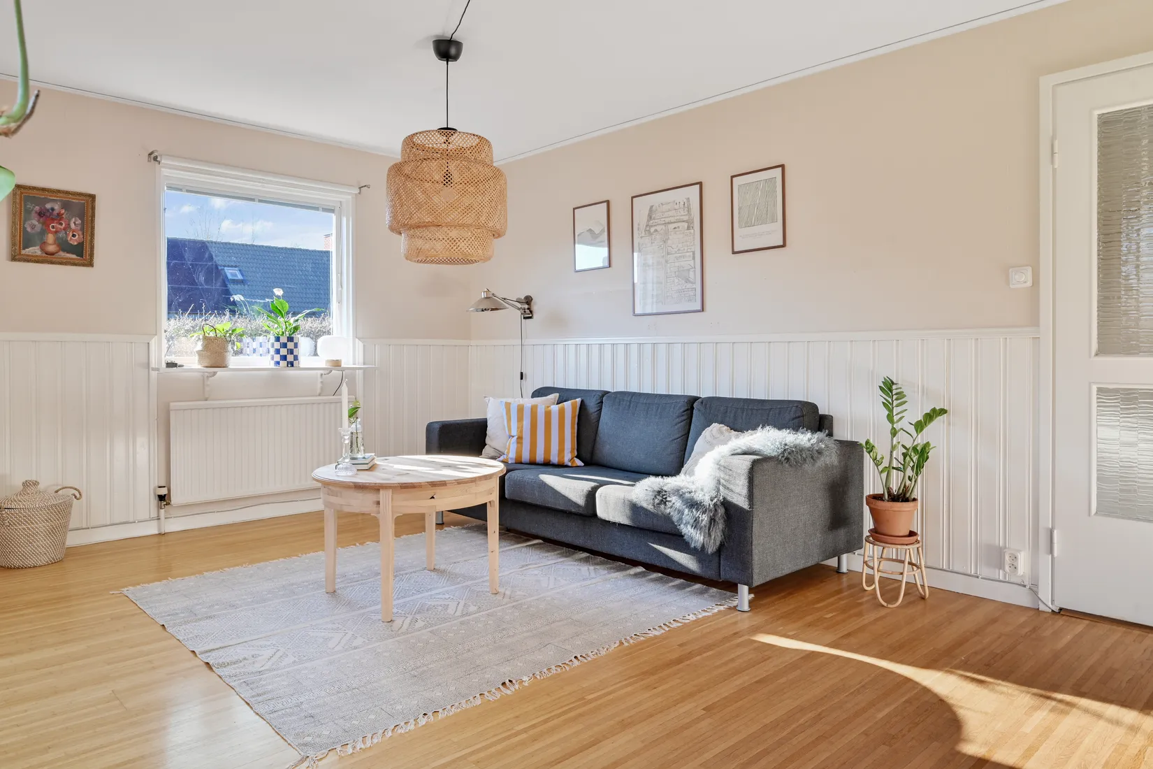 Villa, Össebyvägen 44, Smedby, Österåker