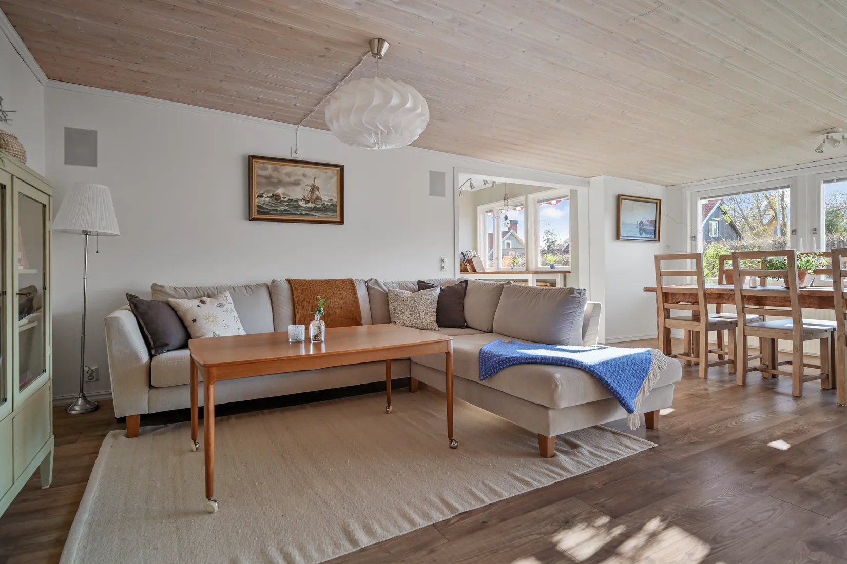 Villa, Össebyvägen 44, Smedby, Österåker