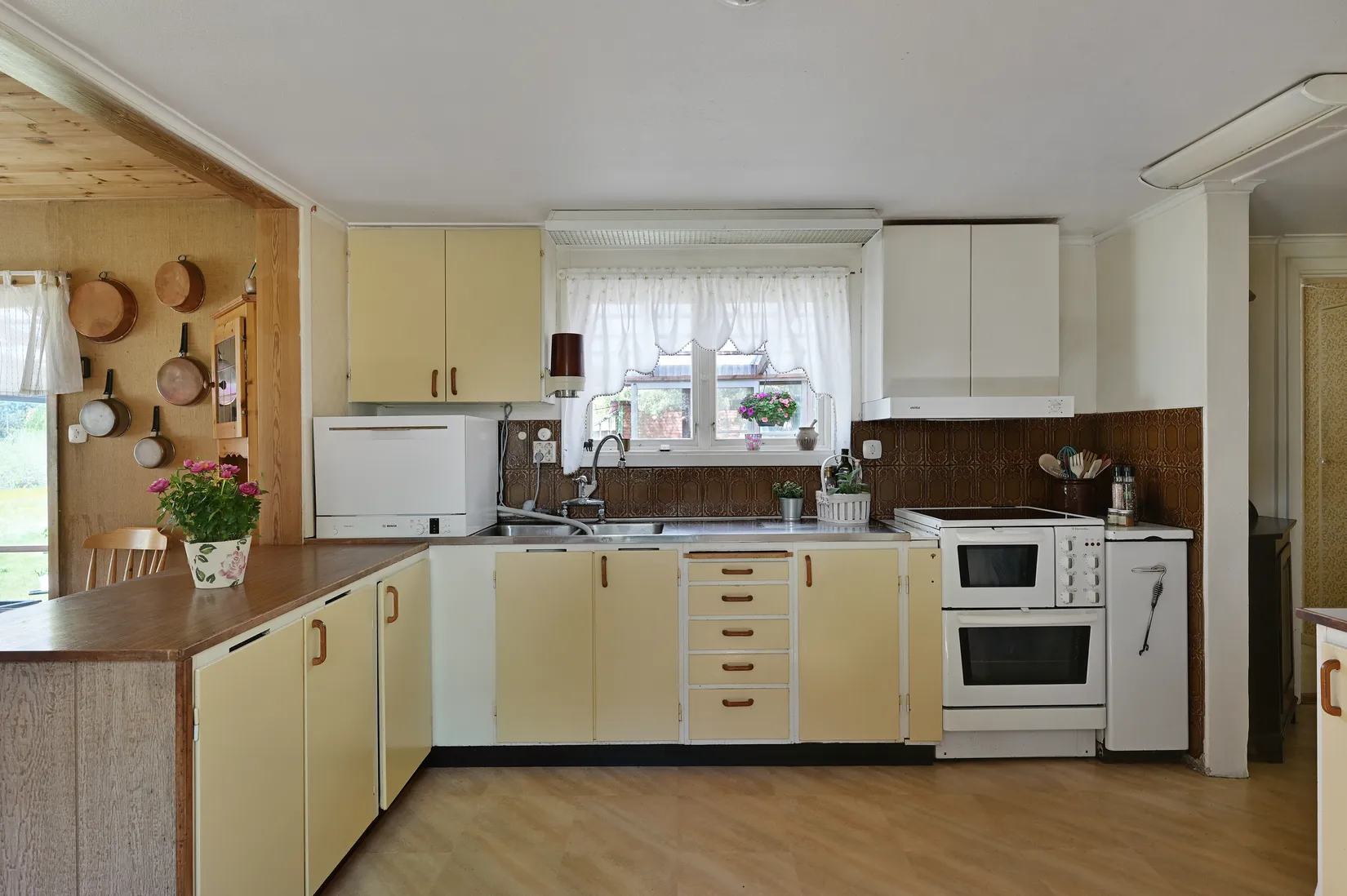 Villa, Prästnibblevägen 32, Färingsö Hilleshög, Ekerö