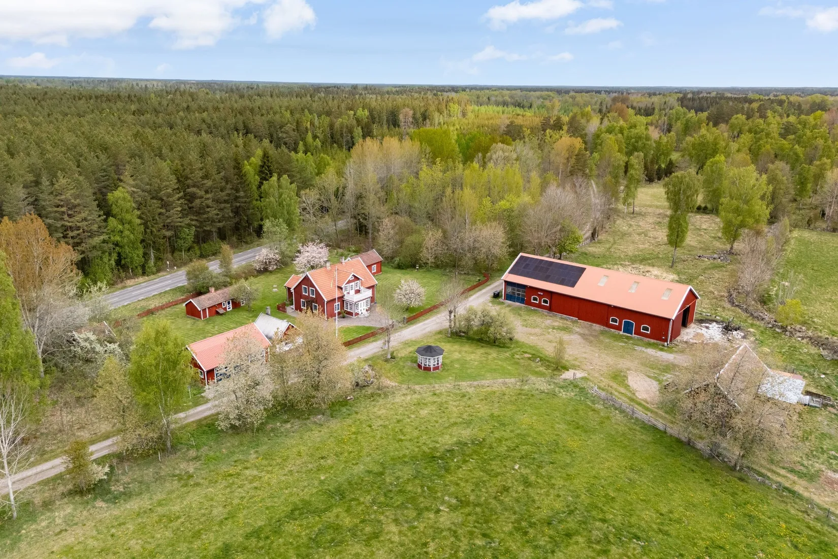 Gård/Skog, Skårebo 118, Skårebo, Nybro