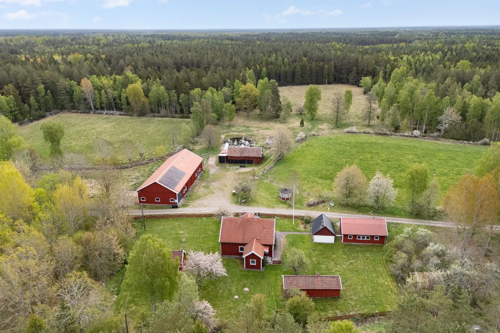 Gård/Skog, Skårebo 118, Skårebo, Nybro
