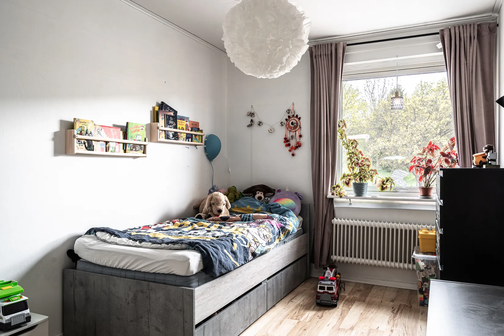 Villa, Radhus, Åshammarvägen 20, Ramnäs, Surahammar
