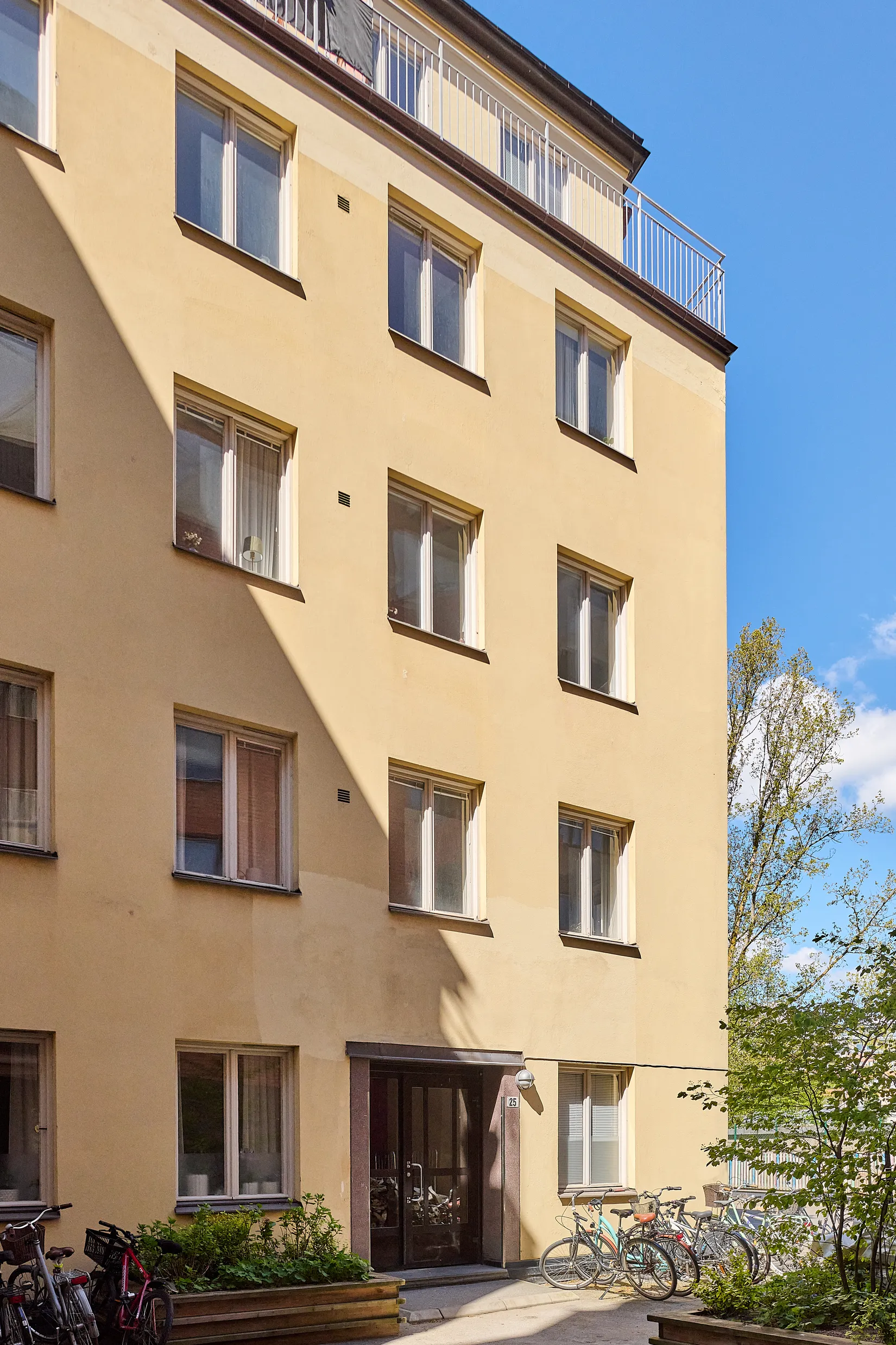 Bostadsrätt, Norrbackagatan 25A, över gård, Vasastan, Stockholm