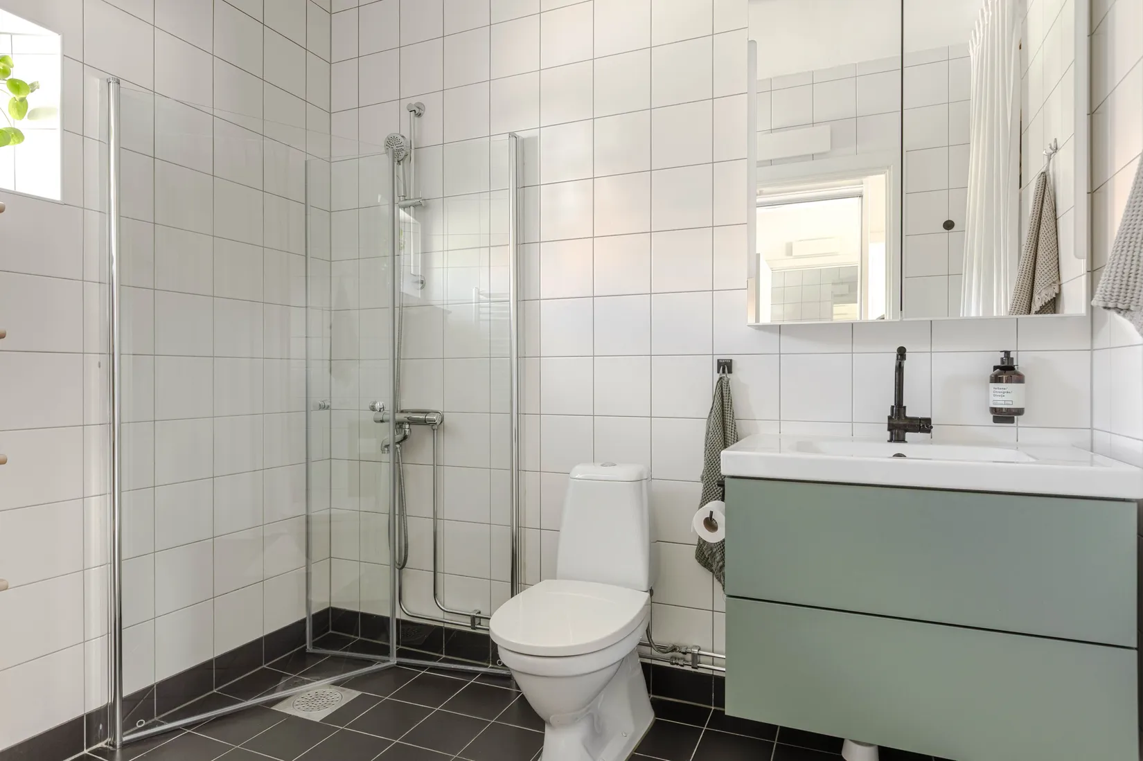 Radhus, Flöjtgatan 4, Ullstämma, Linköping