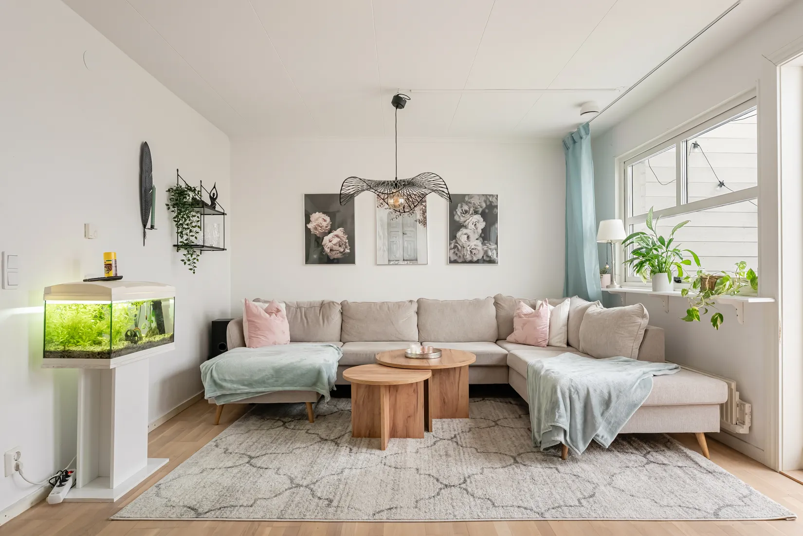 Villa, Radhus, Västergården 251, Västergården, Vallentuna