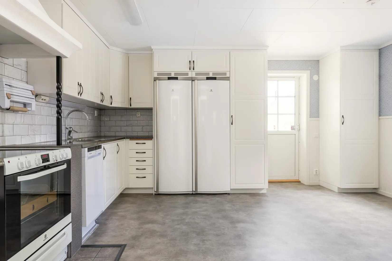 Villa, Hökbacksvägen 8, SÖDERBÄRKE Centrum/Brustorpet, Smedjebacken