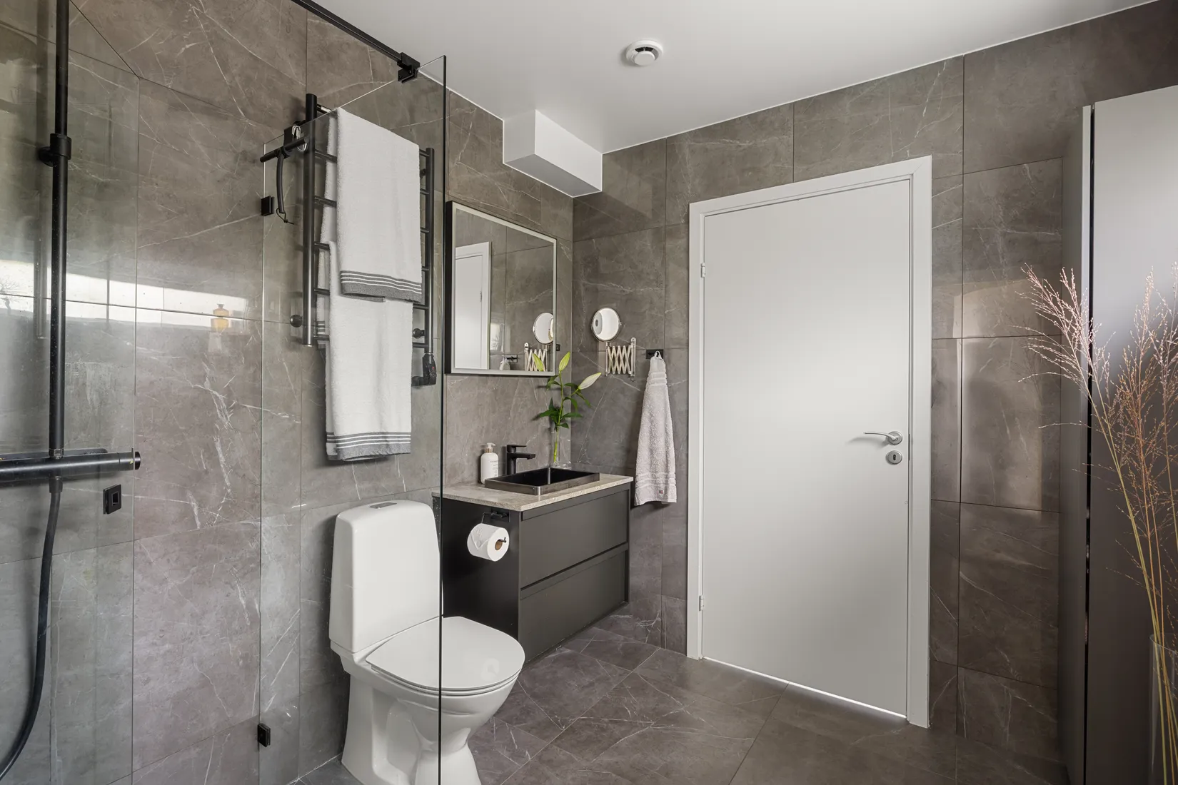 Bostadsrätt, Radhus, Ugglevägen 8B, Brevik, Tyresö