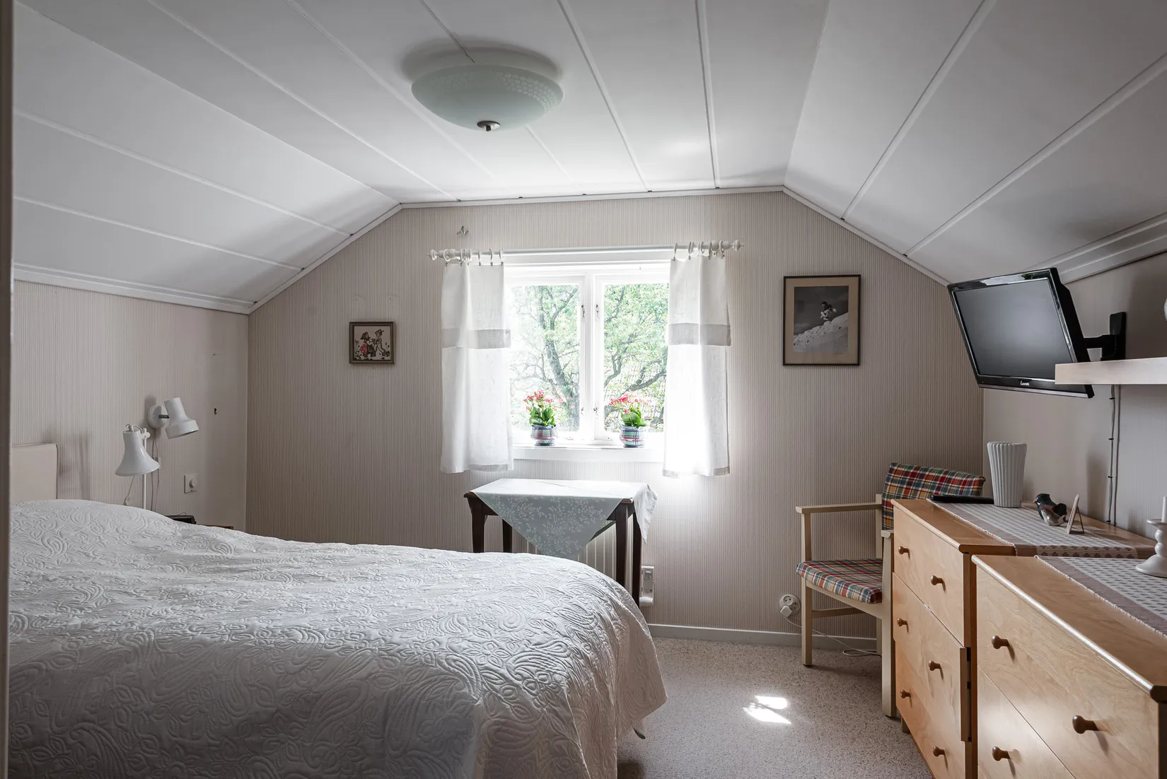 Villa, Skånings-Åsaka Översånna 4, Skara