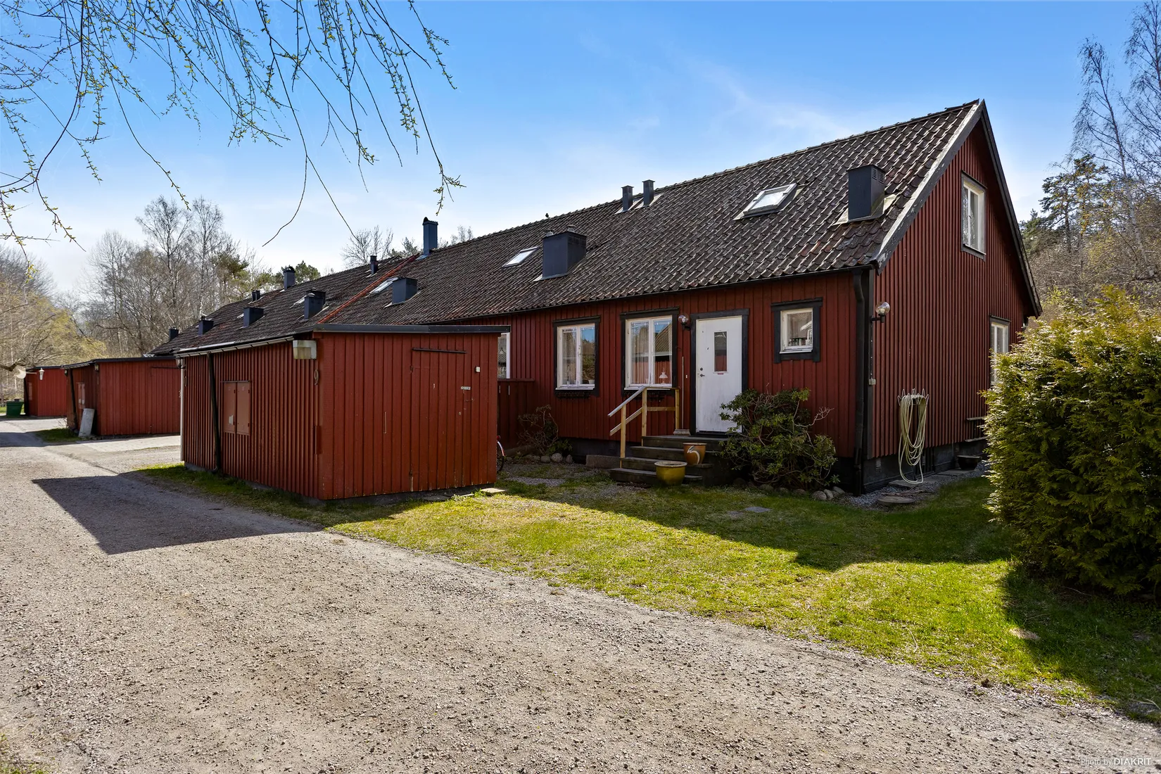 Villa, Radhus, Röda radhusen 9, Djurö, Värmdö