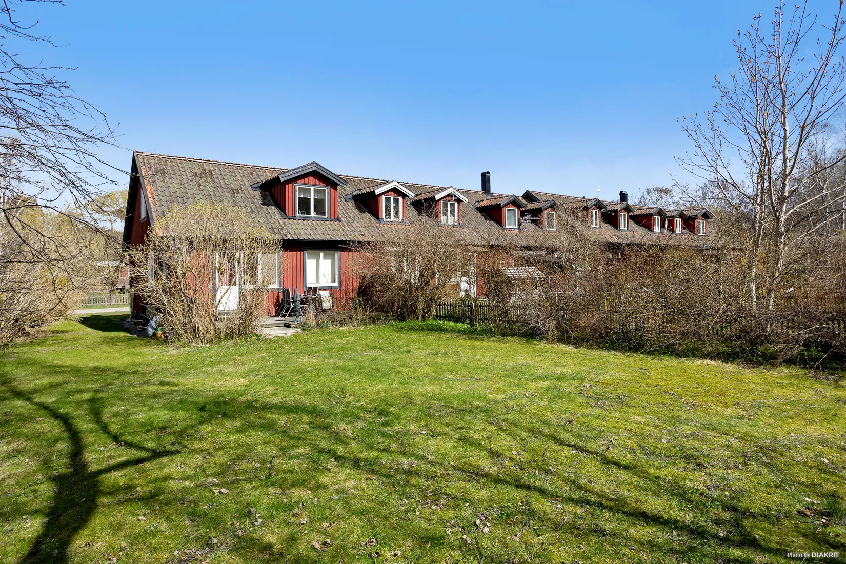 Villa, Radhus, Röda radhusen 9, Djurö, Värmdö