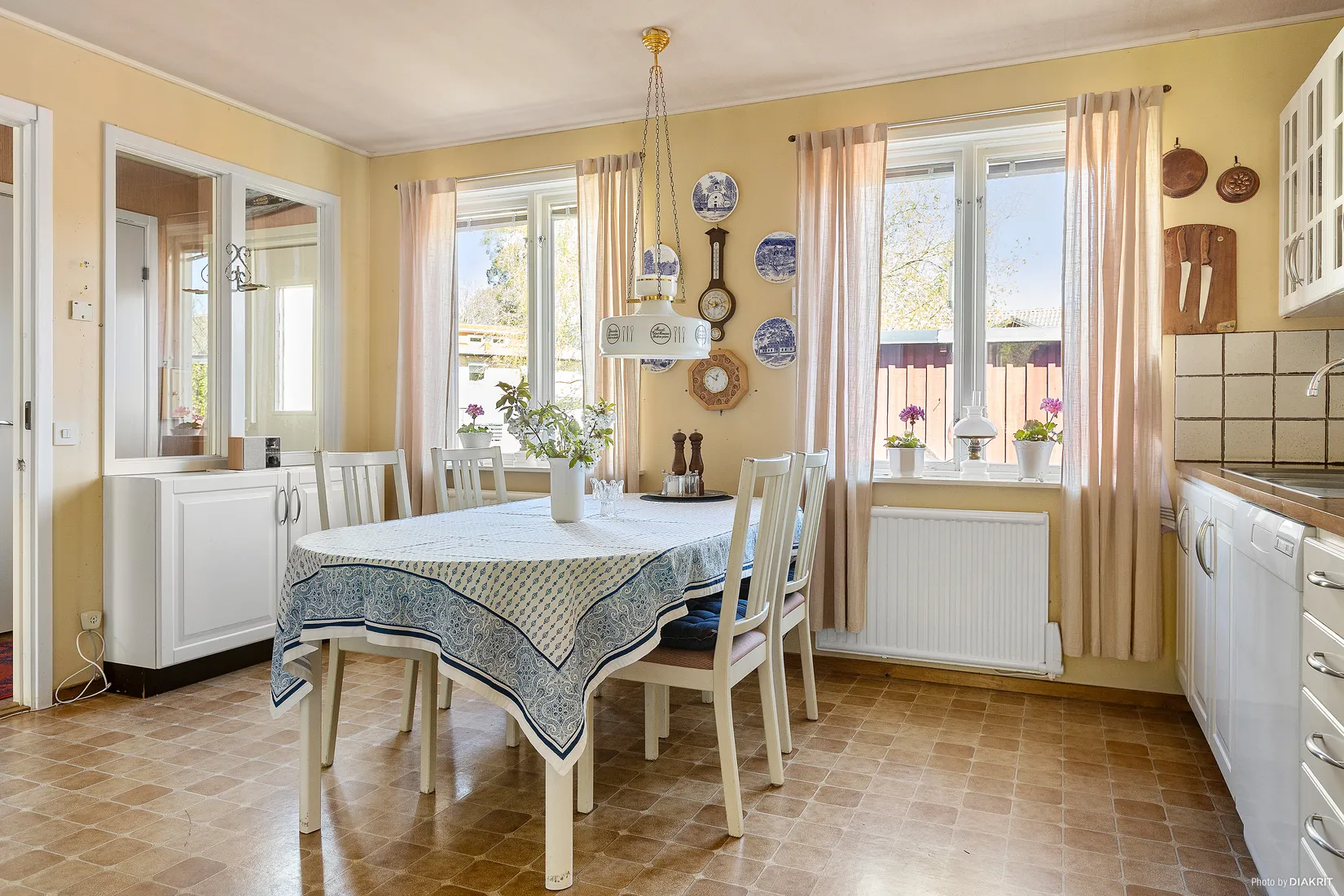 Villa, Radhus, Röda radhusen 9, Djurö, Värmdö